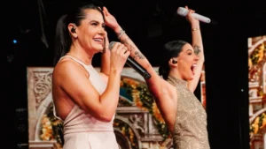 Especial de Natal de Ana Castela no SBT emociona com dueto ao lado da mãe