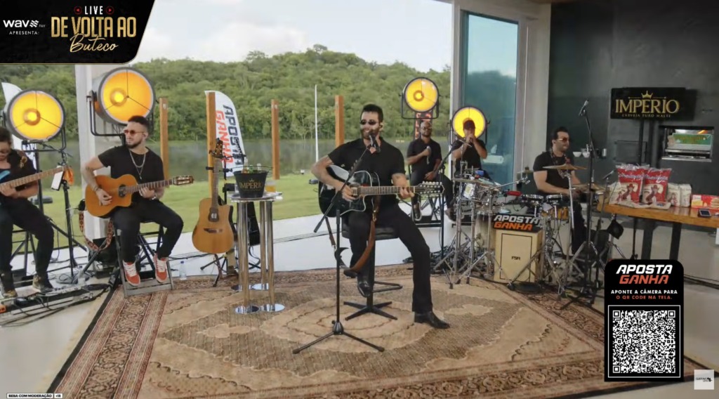 Gusttavo Lima desafia audiência do SBT com live em horário estratégico Gusttavo Lima desafia audiência do SBT com live em horário estratégico