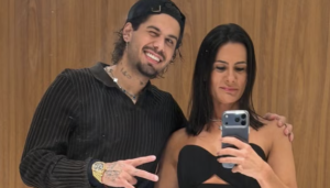 Zé Felipe posa com sogra e combina look com família de Ana Castela