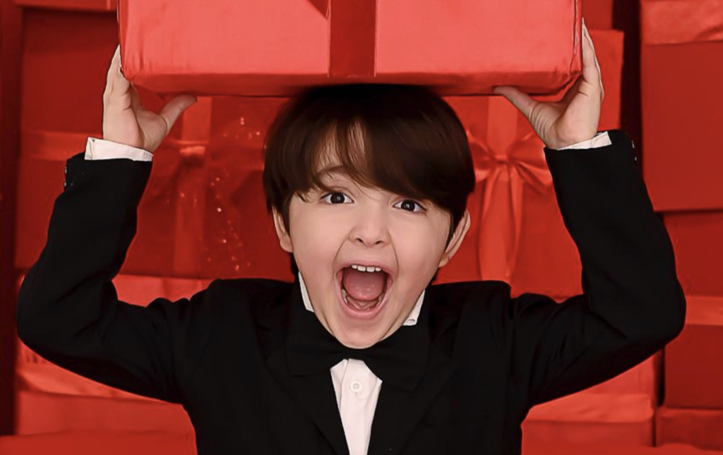 A magia da véspera de Natal: Gael Falcão celebra sonhos, carinho e um ano de conquistas A magia da véspera de Natal: Gael Falcão celebra sonhos, carinho e um ano de conquistas