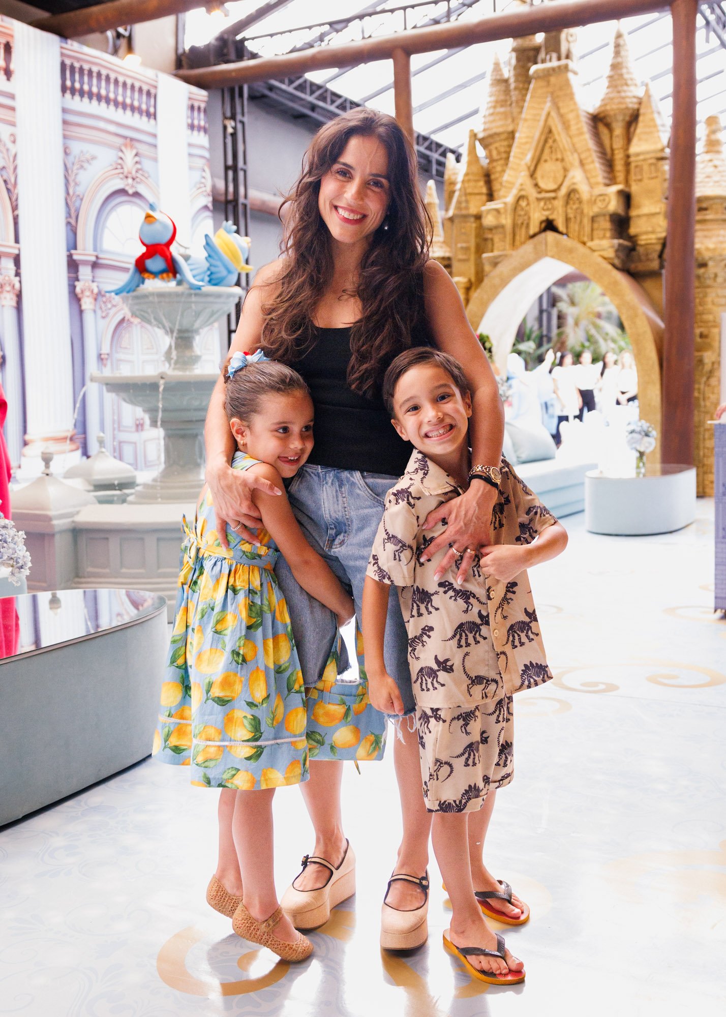Zezé Di Camargo e Graciele Lacerda celebram 1 ano de Clara com festa luxuosa em SP 46 Zezé Di Camargo e Graciele Lacerda celebram 1 ano de Clara com festa luxuosa em SP