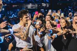 Luan Santana anuncia turnê “Registro Histórico” com estreia no Allianz Parque em 2026