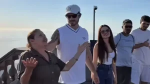 Juliette visita o Cristo Redentor com a família e emociona seguidores