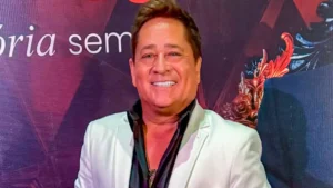 Leonardo brinca sobre férias e diz que se cansa mais fora dos palcos