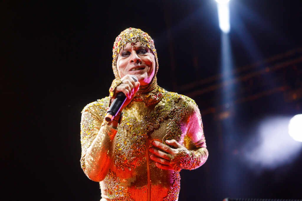 Ney Matogrosso faz último show da turnê “Ginga pra dar e vender” em São Paulo 25 Desanexadas