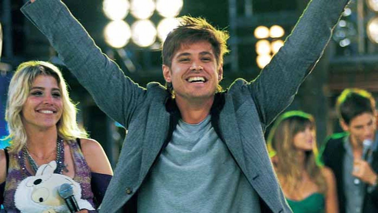 Viviane Araújo, Jojo Todynho, Rafael Ilha, Jaquelline Grohalski e outros vencedores de A Fazenda 30 Dado Dolabella venceu A Fazenda 1 - Foto: Reprodução / Record TV
