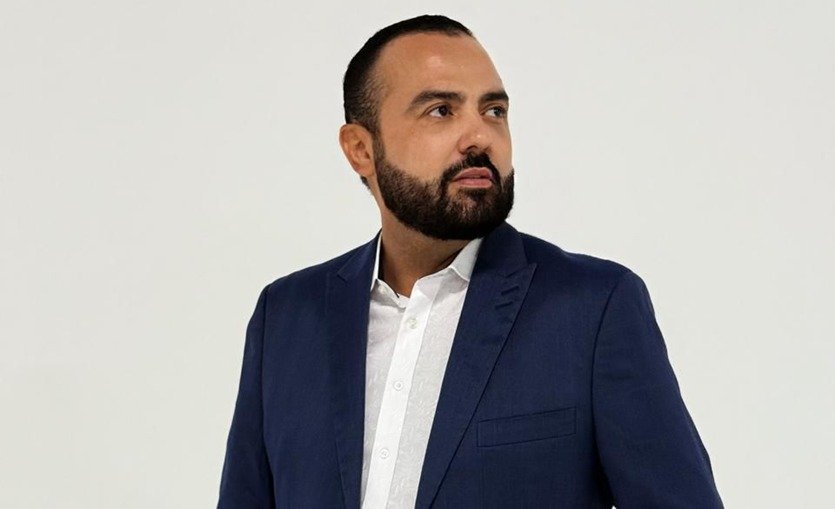 Dr. Miguel Muñiz recebe título de Doctor Honoris Causa por contribuição internacional à paz e à educação