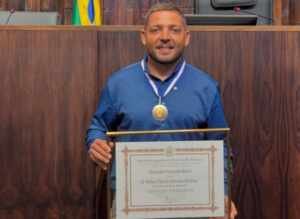 Melhor Adestrador do Brasil, único profissional no planeta a treinar insetos como baratas