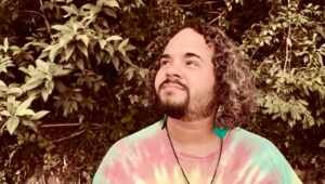 Juglitter lança novo single “Mountain”