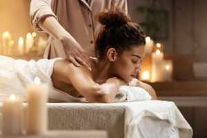 Massagem NURU e o boom das massagens tântricas nas capitais