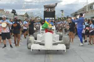 Ensaio técnico da Primeira da Cidade Líder celebra o gênio carnavalesco de Paulo Barros