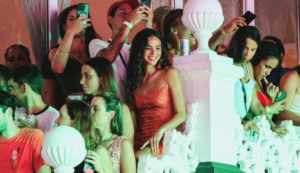 Bruna Marquezine prestigia ensaio da Timbalada no Candyall neste domingo (18)