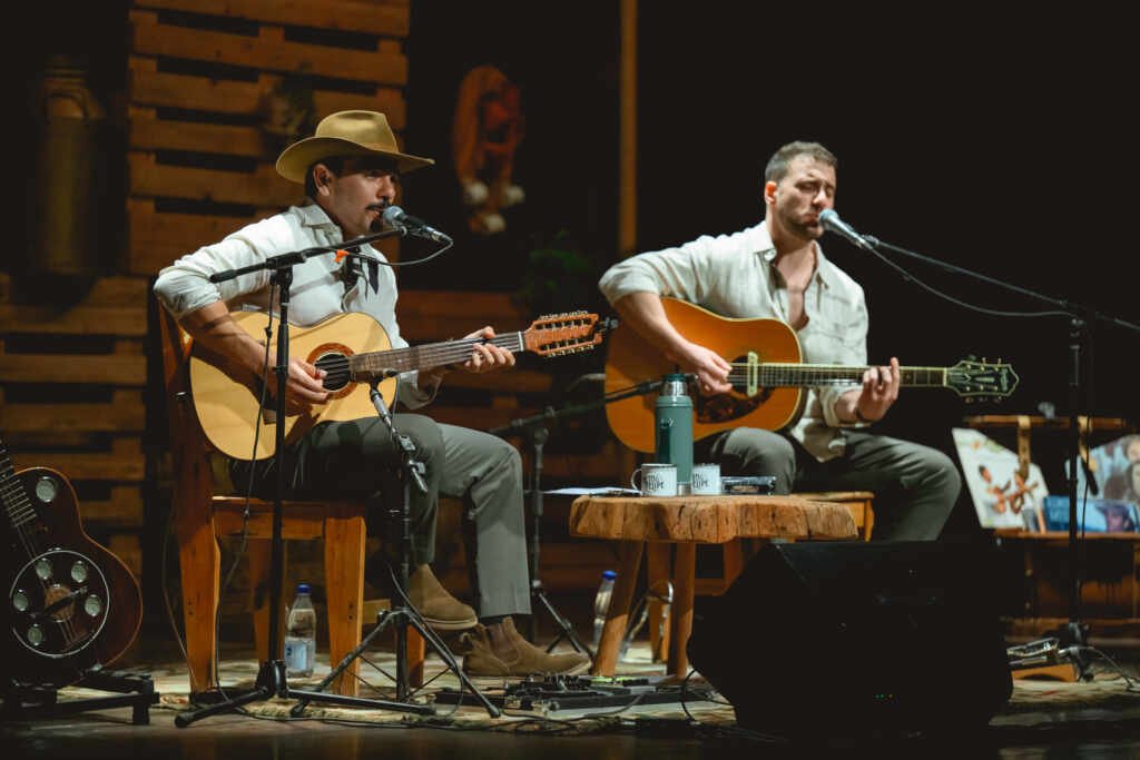 Neto & Felipe, ex-The Voice Brasil planejam álbum mais ousado e autoral da carreira