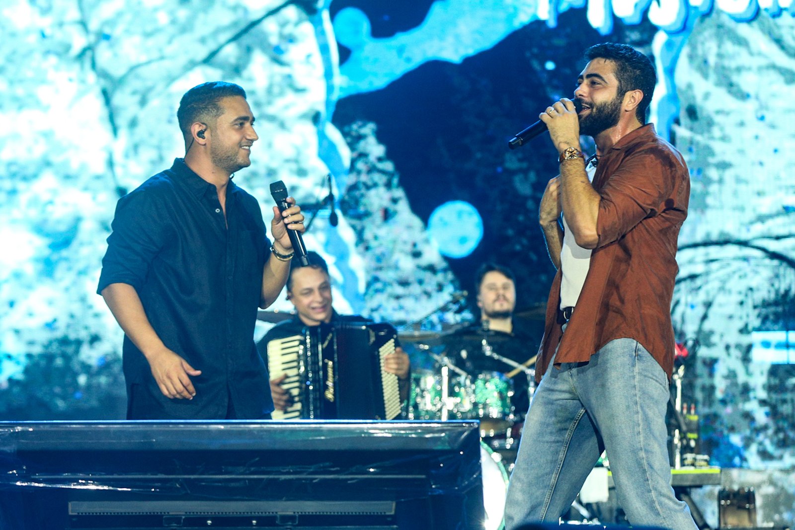 Henrique e Juliano 15