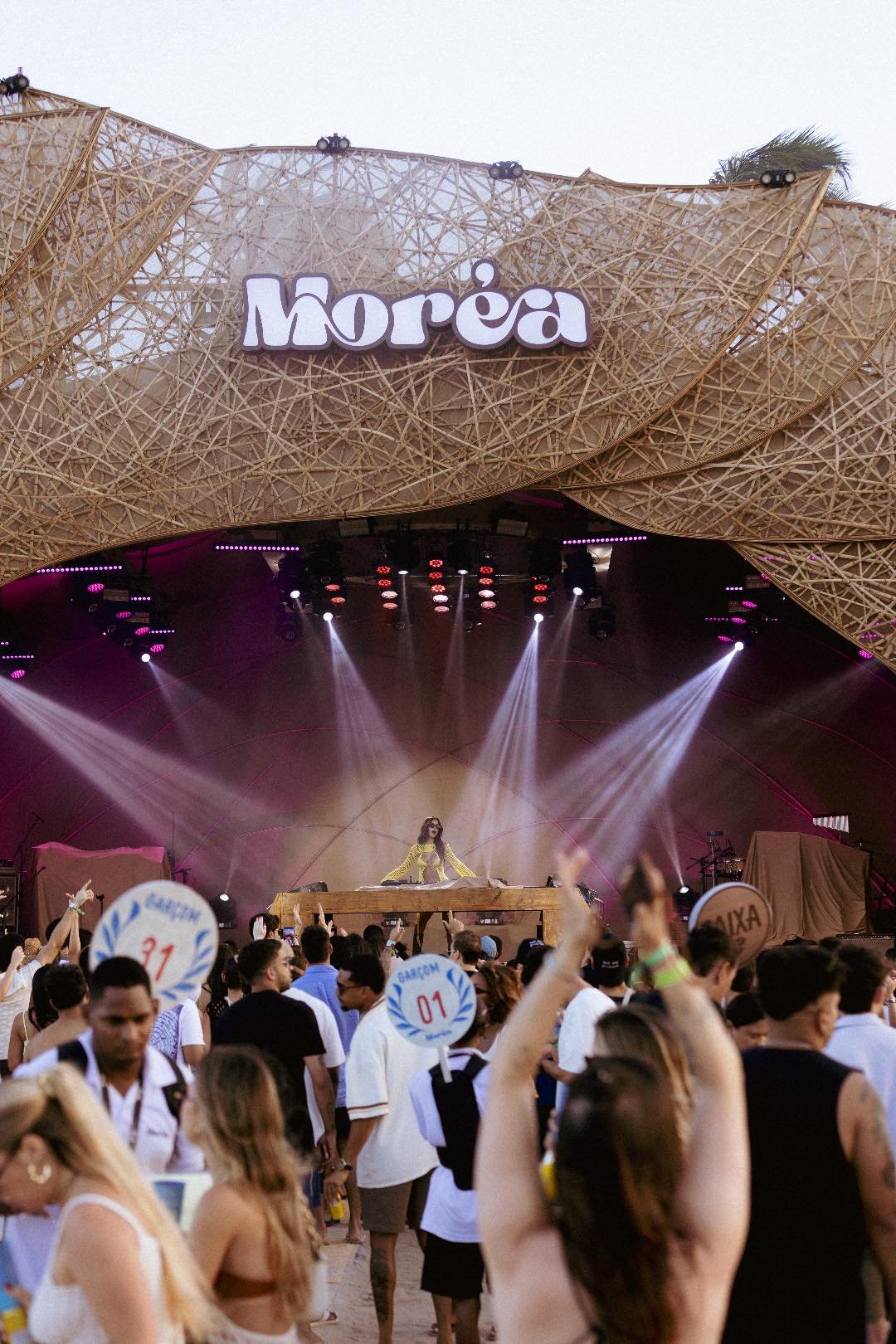 Tília leva seu show ao Réveillon Amoré e encerra 2025 na virada oficial do Rio de Janeiro 20 IMG 4772