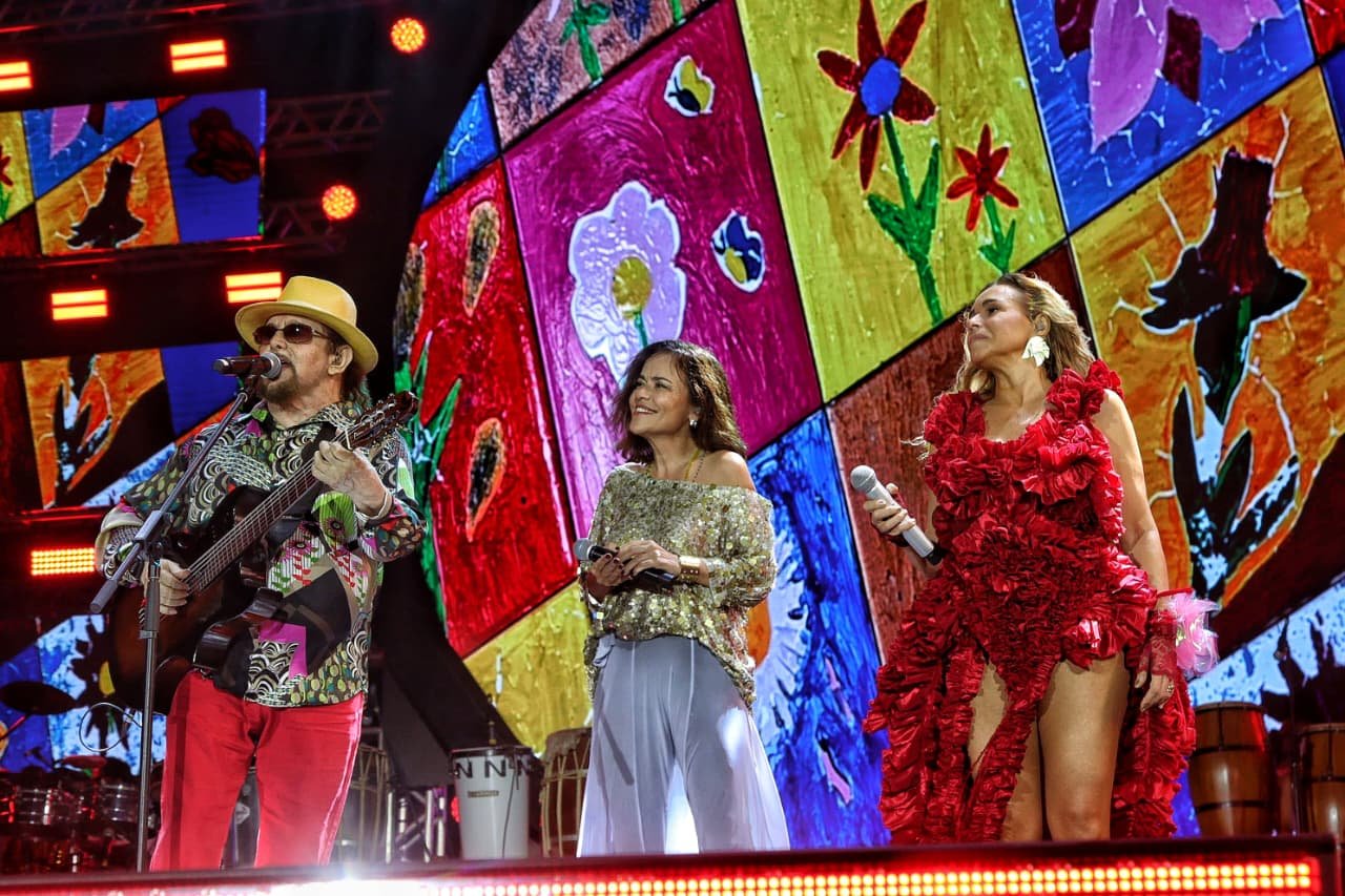 Daniela Mercury e Ivete Sangalo juntas no primeiro dia do ano, na Bahia 27 WhatsApp Image 2026 01 01 at 21.53.46