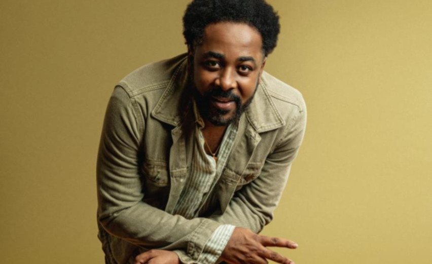 Clovis Pinho vive nova fase artística e espiritual e reafirma relevância na música cristã