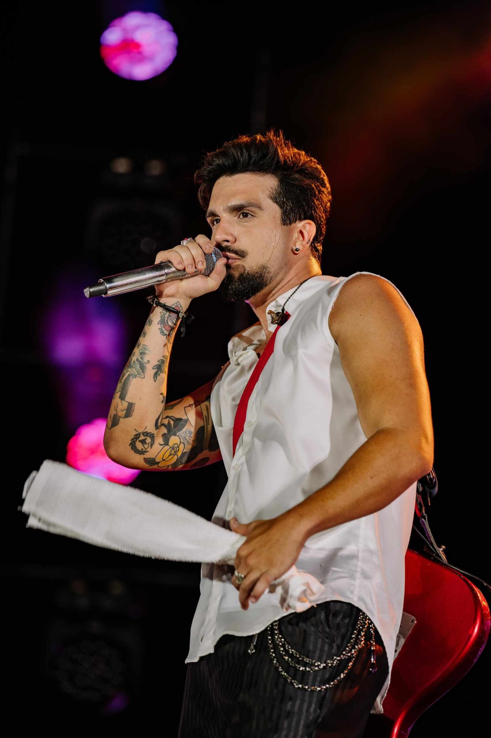 Show de Luan Santana movimenta São Sebastião e reúne fãs desde a madrugada 26 Show de Luan Santana movimenta São Sebastião e reúne fãs desde a madrugada