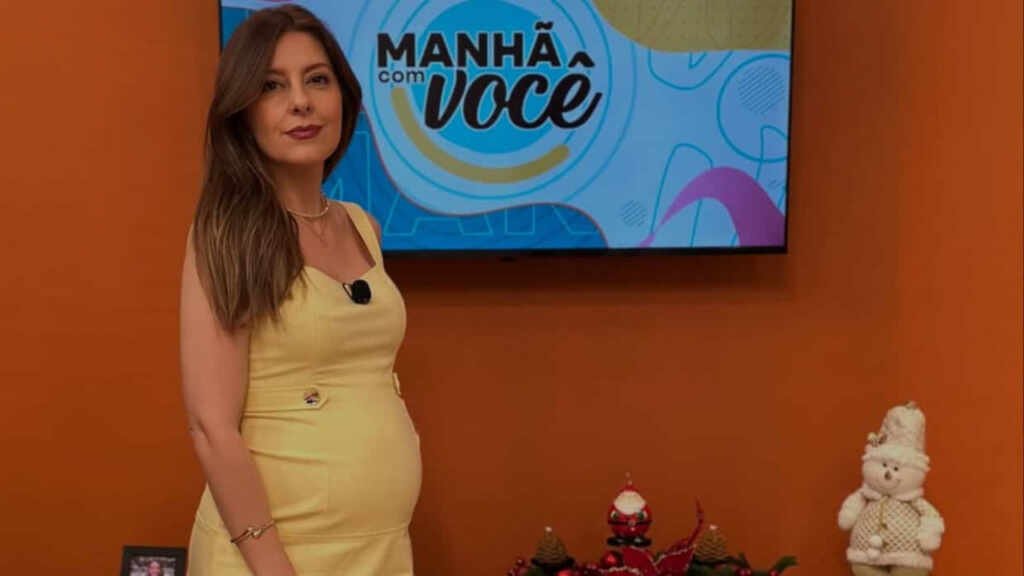Taisa Pelosi relata gratidão e despedidas após demissão de colegas; psicóloga comenta