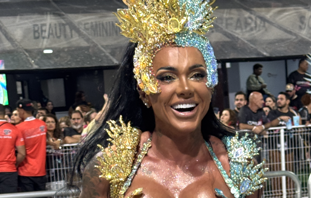 Kamila Simioni exibe corpo escultural celebra quinto lugar da Barroca Zona Sul 25 Kamila Simioni exibe corpo escultural celebra quinto lugar da Barroca Zona Sul