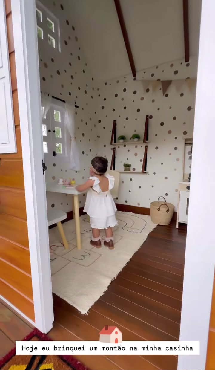 Graciele Lacerda encanta ao mostrar a filha brincando em casa 1