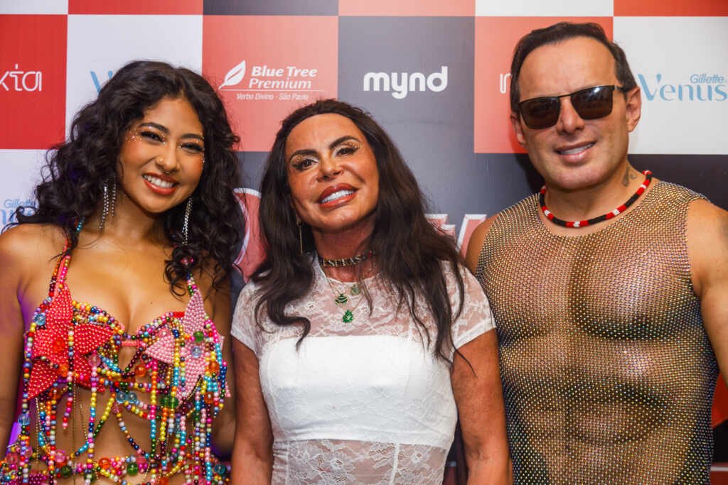 Zaynara e Gretchen são atrações no Bloco Modo Surto de Luísa Sonza neste domingo (8) 19 Zaynara e Gretchen são atrações no Bloco Modo Surto de Luísa Sonza neste domingo (8)