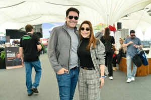 Nayara Azevedo prestigia Porsche Cup ao lado do marido em Interlagos