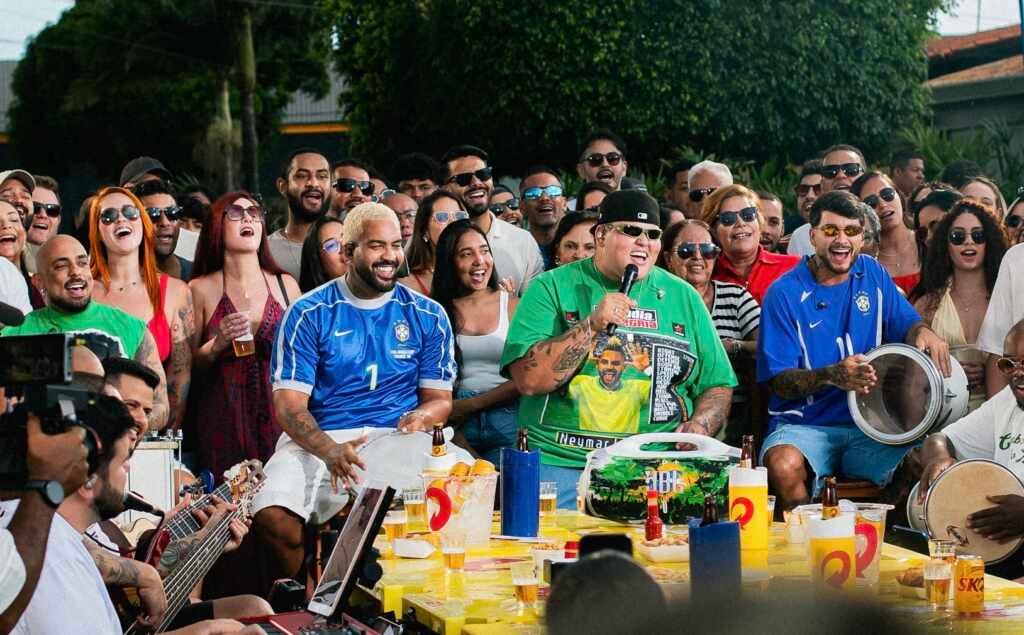 “MOLHO É DO BRASIL”: Menos é Mais grava faixa autoral e inédita “MOLHO É DO BRASIL”: Menos é Mais grava faixa autoral e inédita