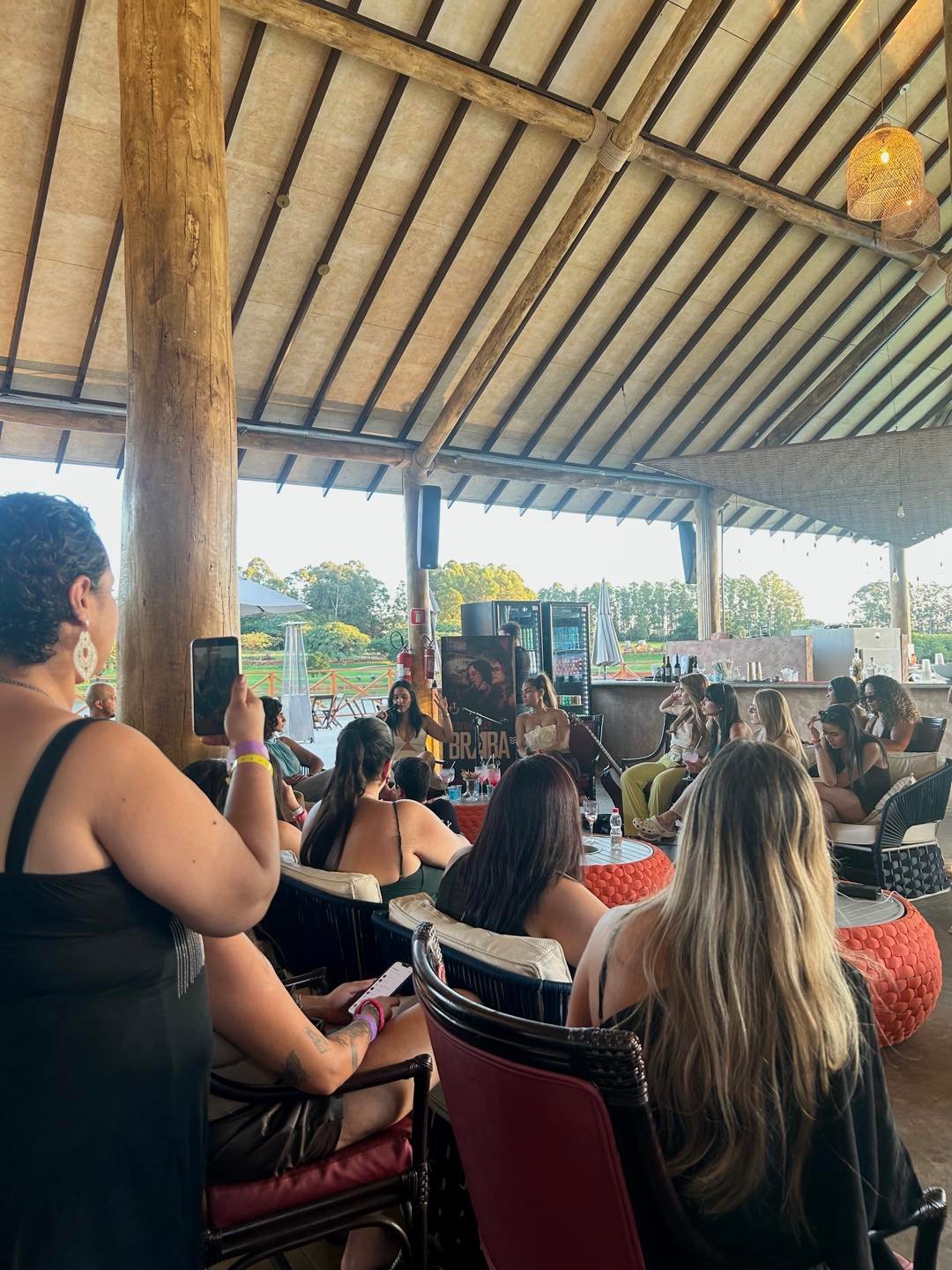 ”Resenha das Braba” transforma o Mavsa Resort em encontro de vozes femininas da música e da influência digital 18 IMG 2004