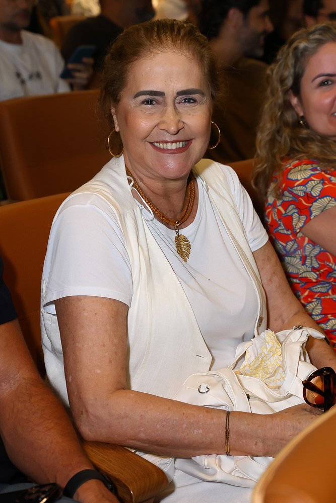 Renato Aragão, Lucélia Santos e Sophia Abrahão prestigiam estreia de “Adorável Trapalhão – O Musical” no RJ 27 Renato Aragão, Lucélia Santos e Sophia Abrahão prestigiam estreia de “Adorável Trapalhão – O Musical” no RJ