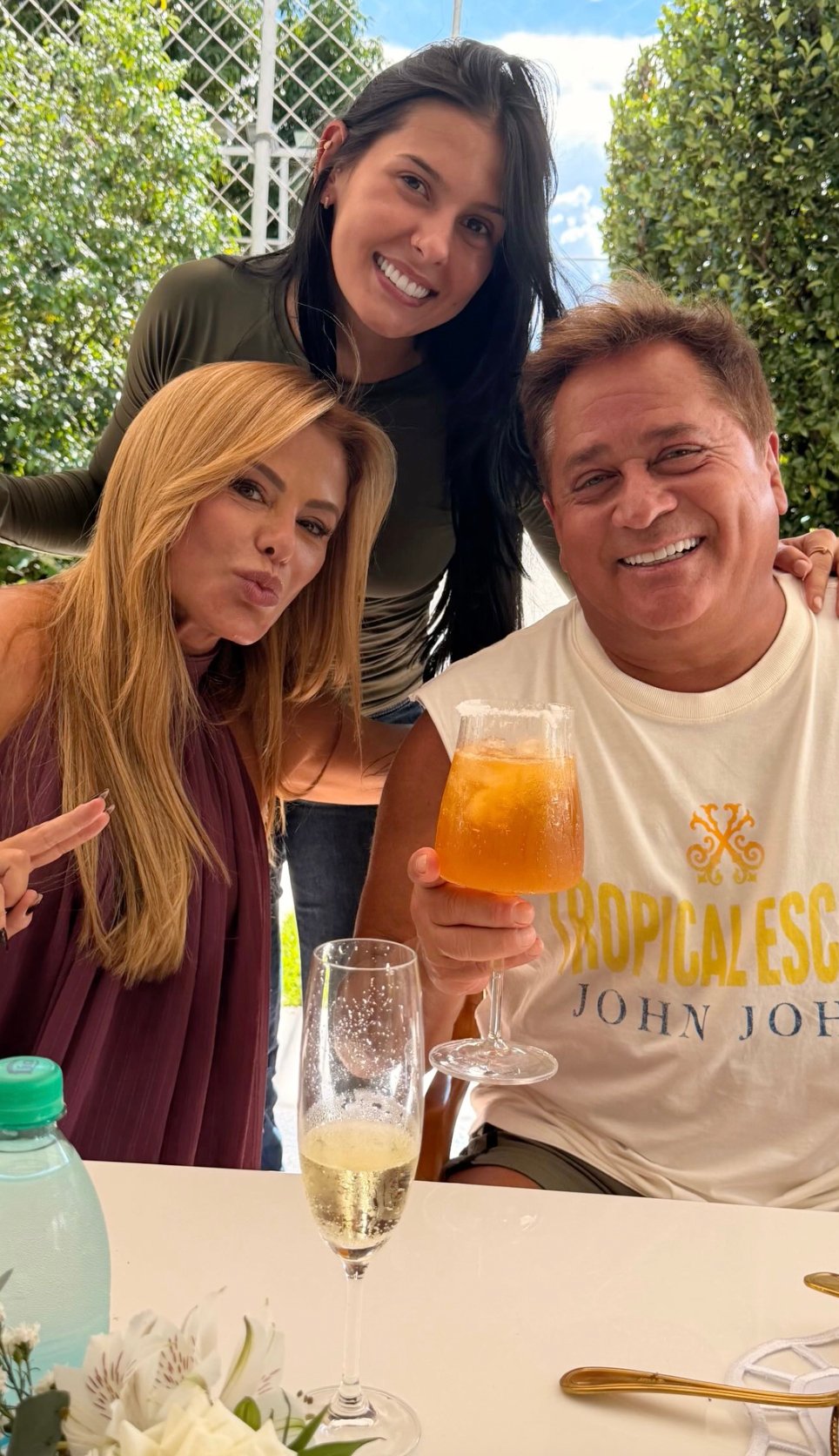 Poliana Rocha, Leonardo e Ana Castela - Foto: Reprodução / Instagram