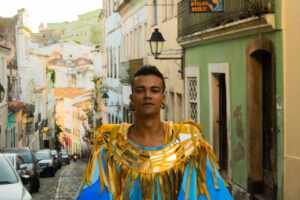 Felipe Barros lança “Nem sempre é fevereiro”, do EP Fi de Ritinha, e transforma Salvador em metáfora sobre arte e identidade