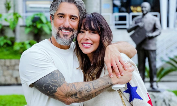 Suzanna Gullo celebra 21 anos de casamento com Marcos Mion