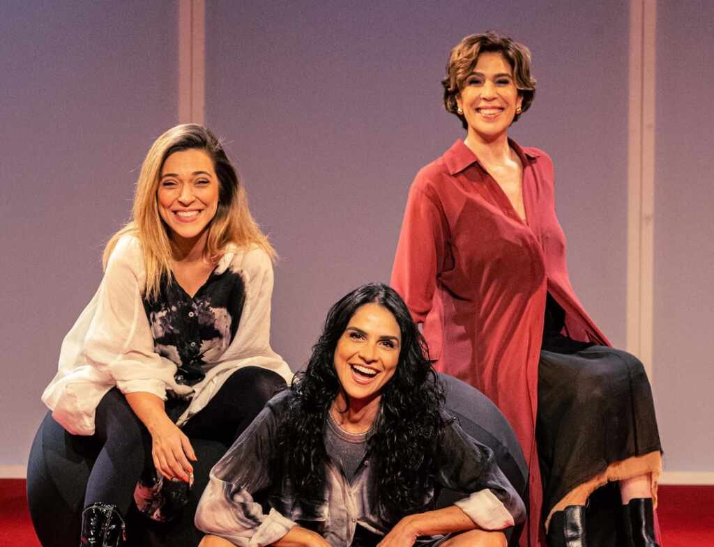 Júlia Rabello, Maria Clara Gueiros e Priscila Castello Branco estrelam peça em SP