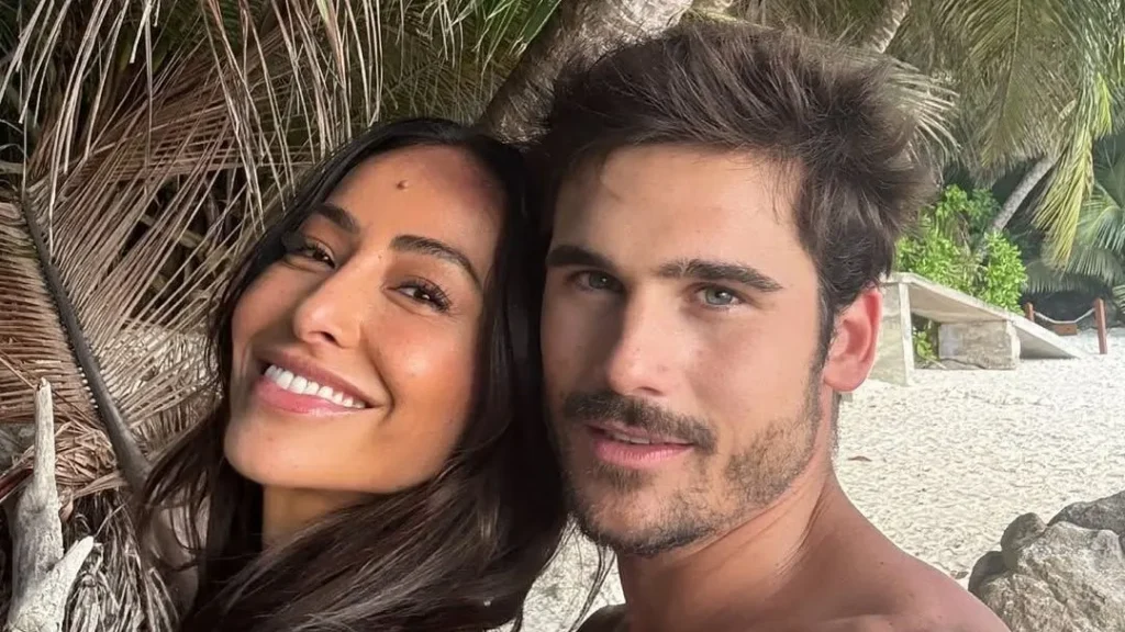 Sabrina Sato e Nicolas Prattes comemoram 2 anos de casados