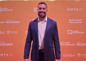 Will Santana brilha no tapete vermelho de festival de cinema na Austrália