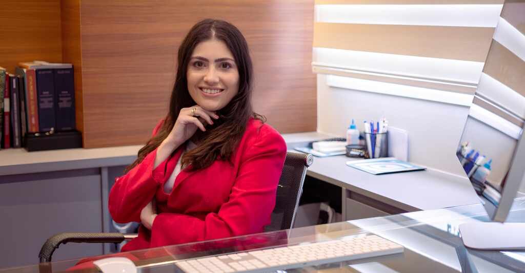 Autoestima após os 40: por que a blefaroplastia e o rejuvenescimento têm ganhado destaque 17 Autoestima depois dos 40 por que a blefaroplastia e o rejuvenescimento do olhar tm ganhado destaque 2