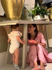 Jade Magalhães encanta ao mostrar crescimento da filha com Luan Santana