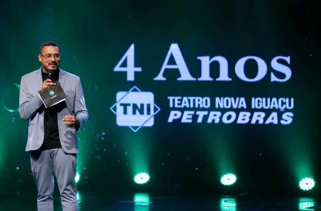 Teatro Nova Iguaçu Petrobras celebra 4 anos com Show de Neguinho da Beija-Flor IMG 20260420 WA0004