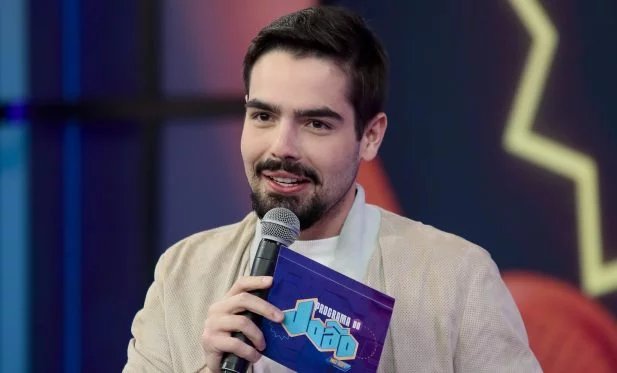 João Silva revela como foi sua primeira vez e comenta fama de “namorador”