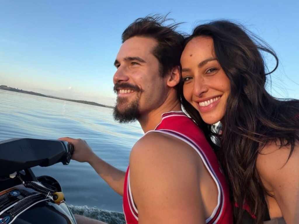 Sabrina Sato e Nicolas Prattes revelam ‘ponto secreto’ da casa para encontros a dois Sabrina Sato e Nicolas Prattes revelam ‘ponto secreto’ da casa para encontros a dois - Foto: Reprodução Instagram @sabrinasatoReprodução Instagram @sabrinasato