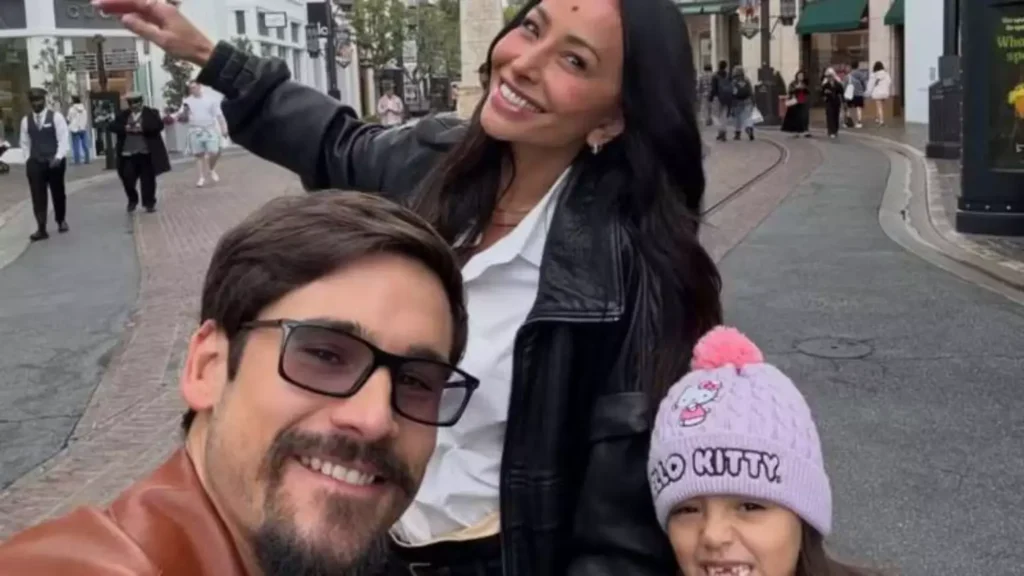 987875059 nicolas prattes homenageia sabrina sato no dia das maes nosso filho la em cima tem muito orgulho da mamae dele 800x450 1