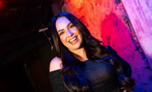 Raphaela Santos grava clipe romântico no Rio de Janeiro
