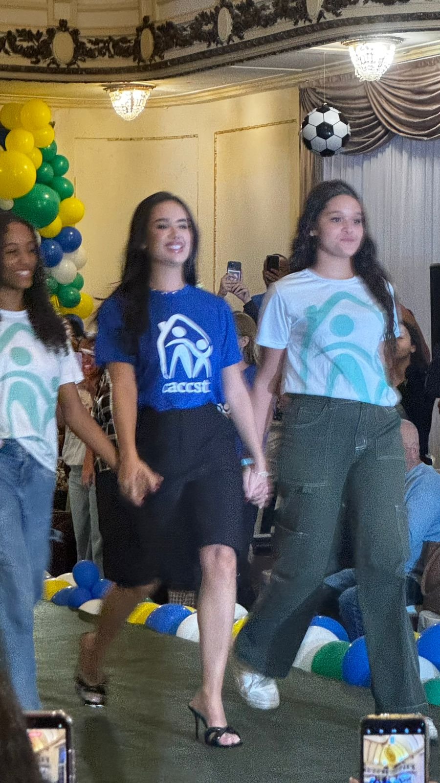 Famosos participam de desfile beneficente no Rio de Janeiro em apoio à CCAST 20 IMG 20260531 WA0008