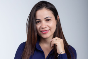 Influenciadora e apresentadora Vanessa Farias surge como nome forte para a política em Goiás