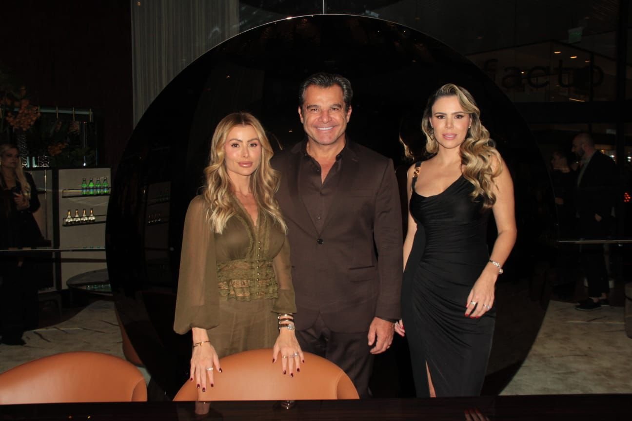 Camila Pimenta estreia na Mostra Artefacto 50 anos e transforma vitrine em arquitetura única marca 19 WhatsApp Image 2026 05 20 at 21.44.13