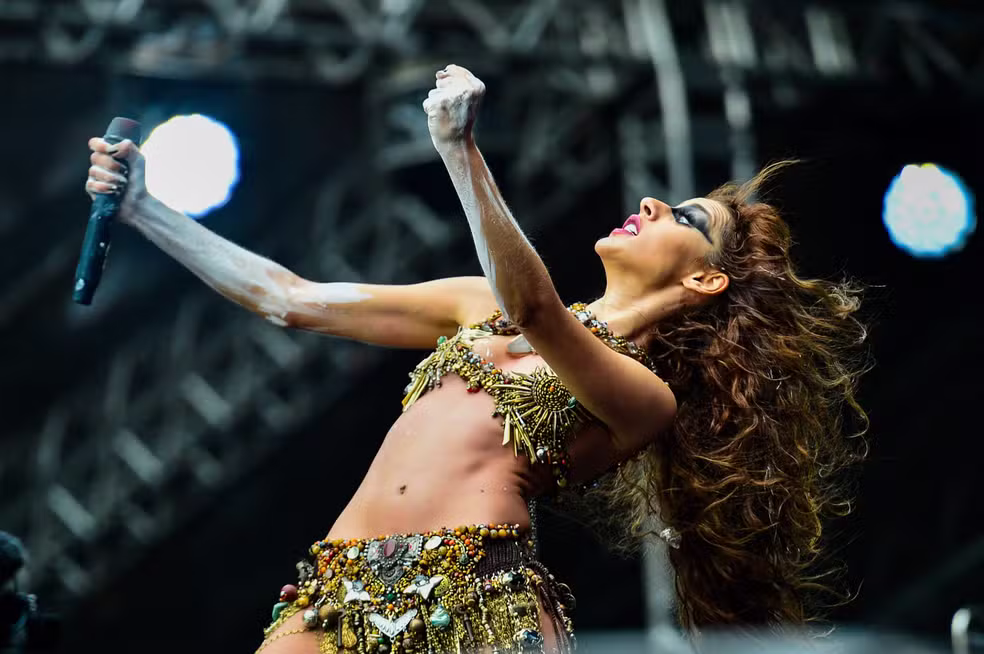 Marina Sena arrasta multidão e transforma Virada Cultural em grande coro no Anhangabaú 19 Marina Senna - Foto: Brazil News