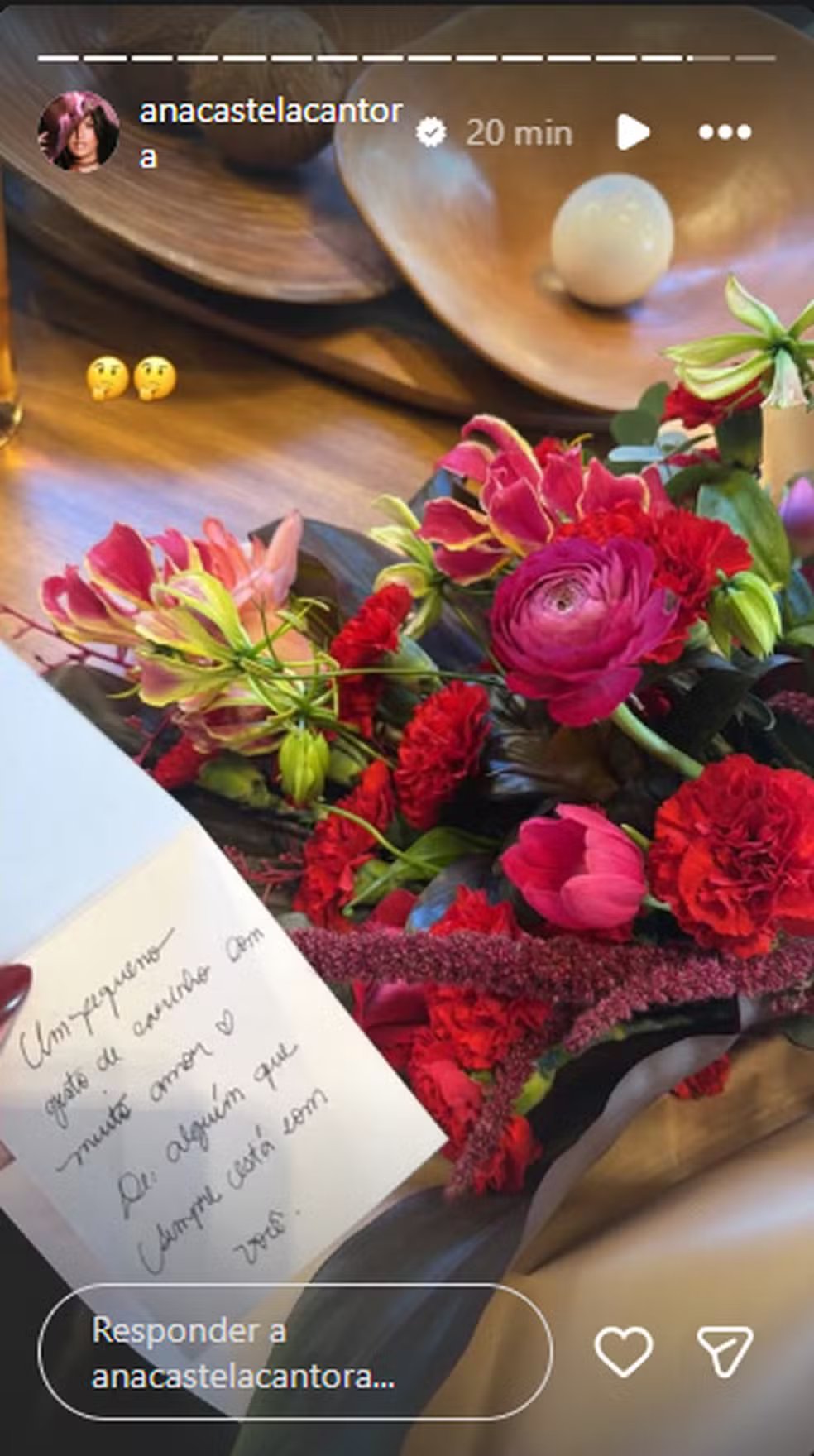 Ana Castela recebe flores anônimas no Dia dos Namorados e reage: “Estou passando mal” — Foto: Reprodução/Instagram