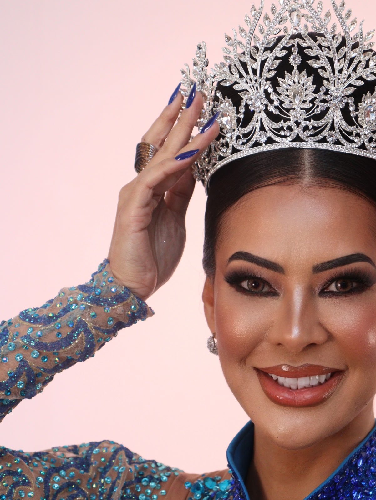 Ana Itikawa é a nova Rainha de Bateria da Imperatriz da Paulicéia 17 Ana Itikawa Credito das fotos Andre Ferruchi Divulgacao Gardel Assessoria 1 Copia