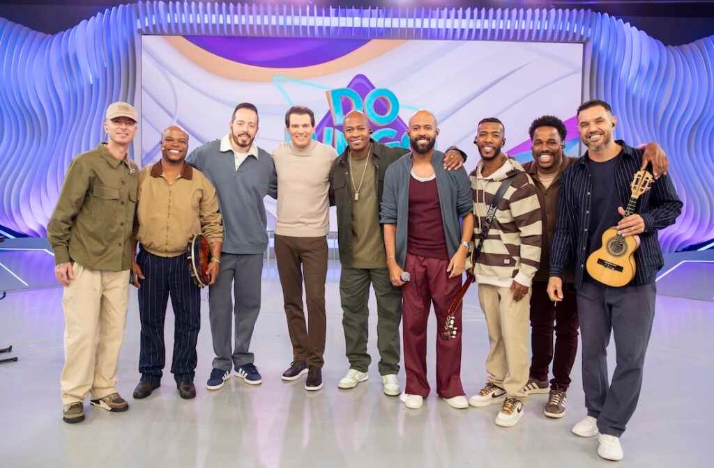Domingo Legal recebe Turma do Pagode Foto Divulgacao SBT